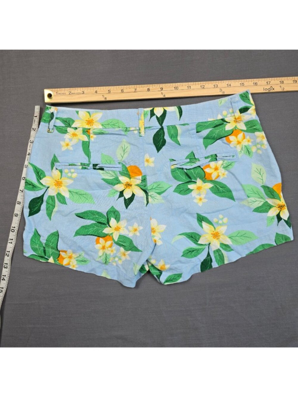 Old Navy Womens Size 6 Everyday Shorts Light Blue Oranges Floral Linen Blend - Picture 4 of 4